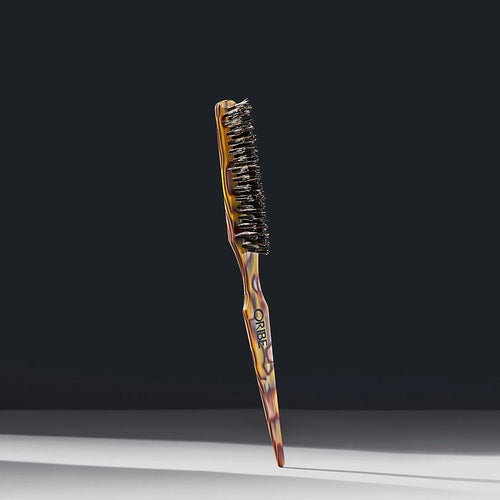 Oribe Italian Resin Teasing Brush